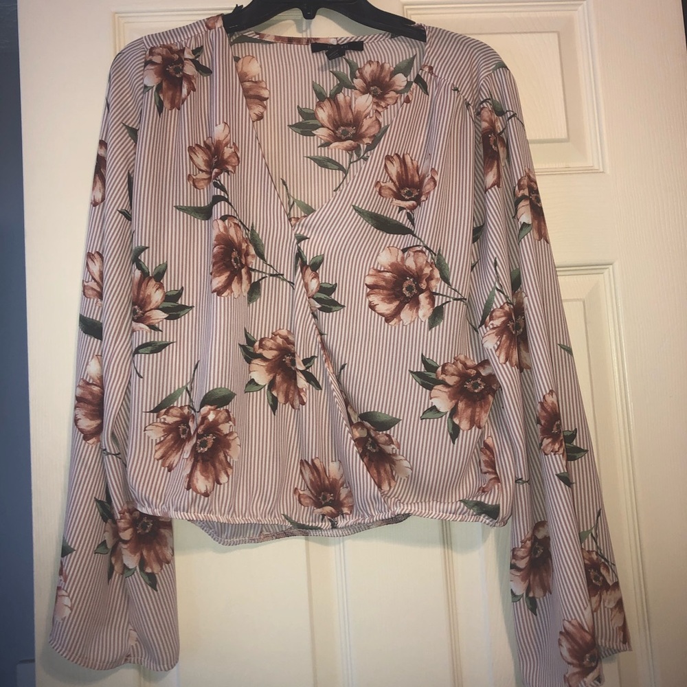 Cinched Floral Blouse 💕